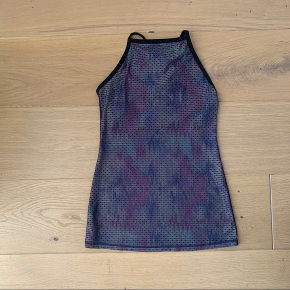 WITH (wear it to heart) top with build in support - Picture 1 of 6